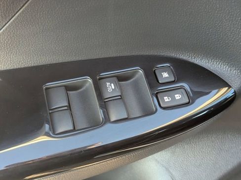 New 2026 Mitsubishi Eclipse Cross LE image 13