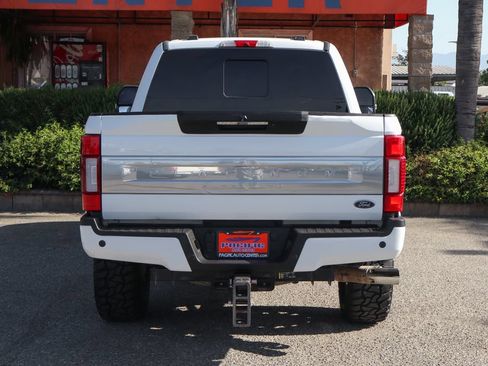 Used 2021 Ford F250 Platinum w/ FX4 Off-Road Package AWD/4WD image 7