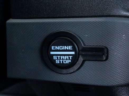 Used 2024 Ford Bronco Black Diamond image 28