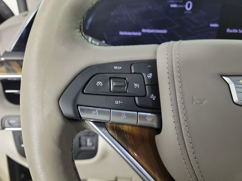 Certified 2022 Cadillac Escalade Premium Luxury Platinum image 23