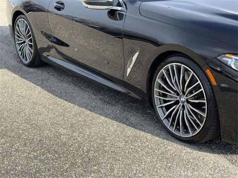 Used 2022 BMW M850i xDrive Convertible image 12