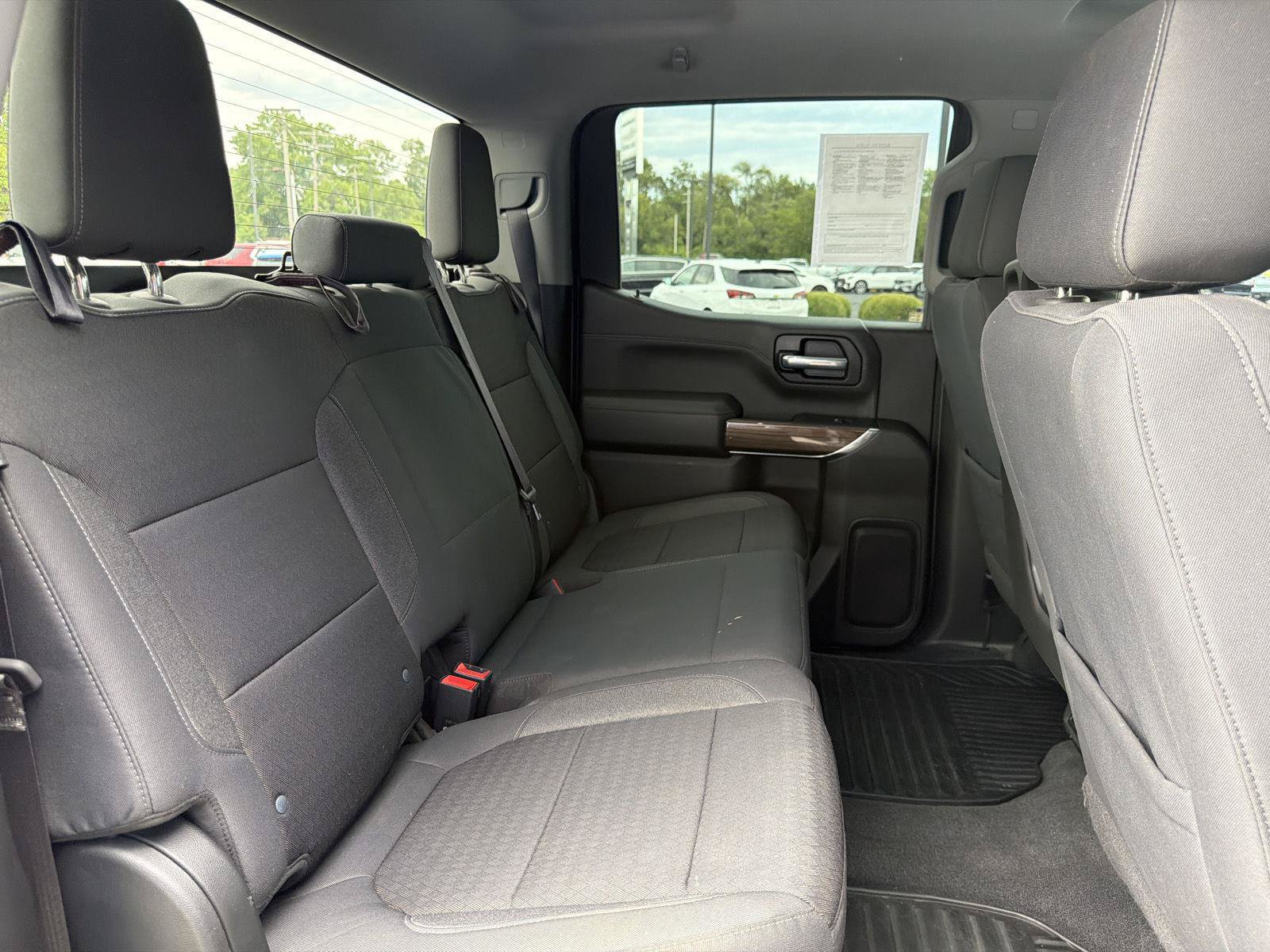 Used 2020 Chevrolet Silverado 1500 RST w/ RST Value Package AWD/4WD image 31