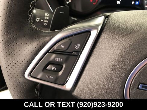 Used 2020 Chevrolet Camaro SS RWD image 23