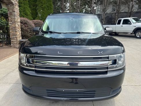 Used 2018 Ford Flex SE FWD image 8
