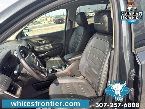 Certified 2022 GMC Terrain Denali w/ Denali Premium Package AWD/4WD image 11
