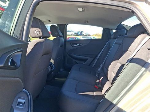Used 2024 Chevrolet Malibu LT image 10