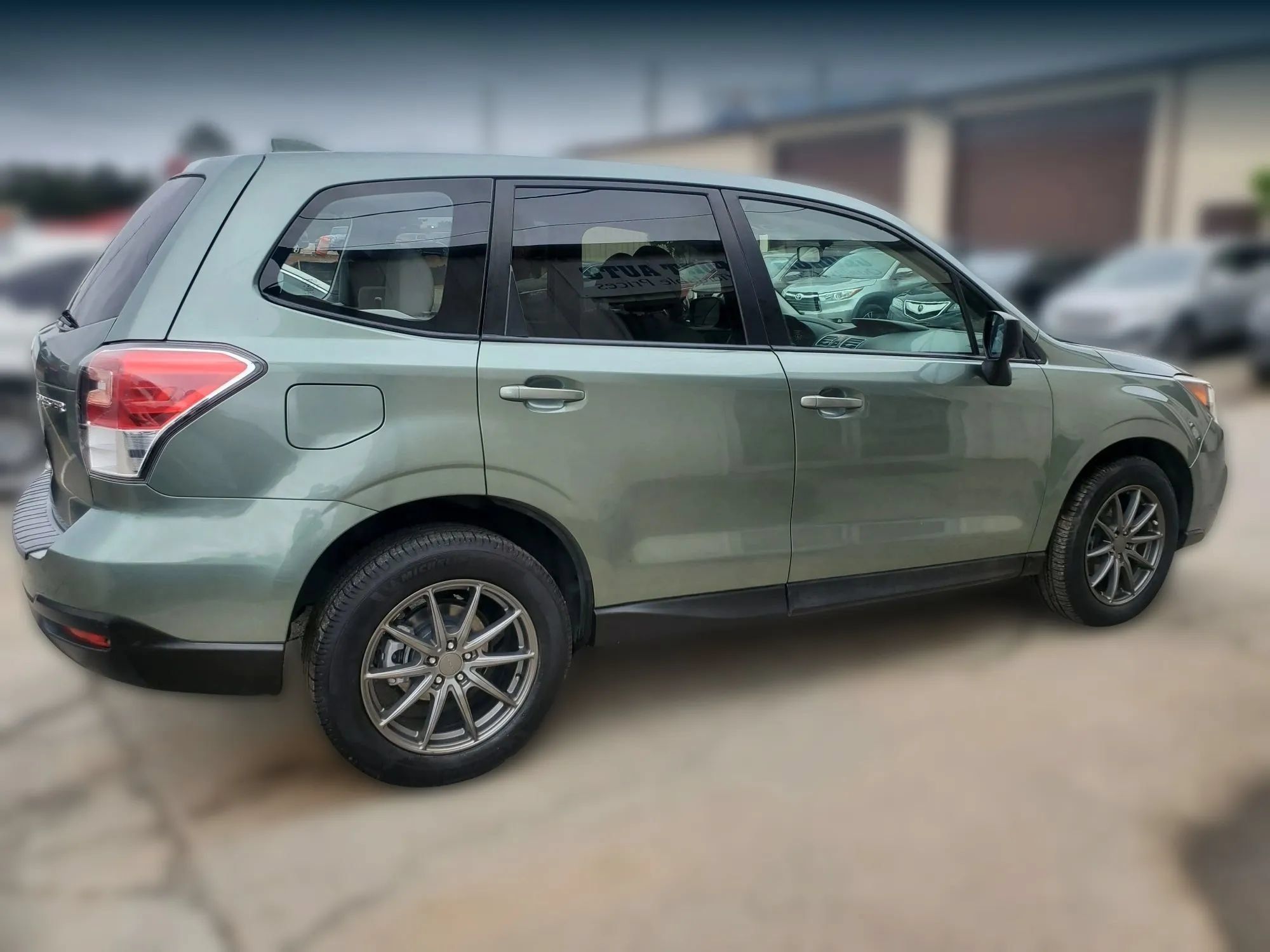 Used 2018 Subaru Forester 2.5i AWD/4WD image 11