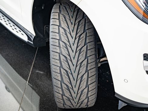 Used 2016 Mercedes-Benz GL 450 4MATIC image 40