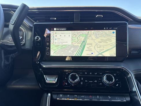 Used 2025 GMC Sierra 2500 Denali Ultimate image 29