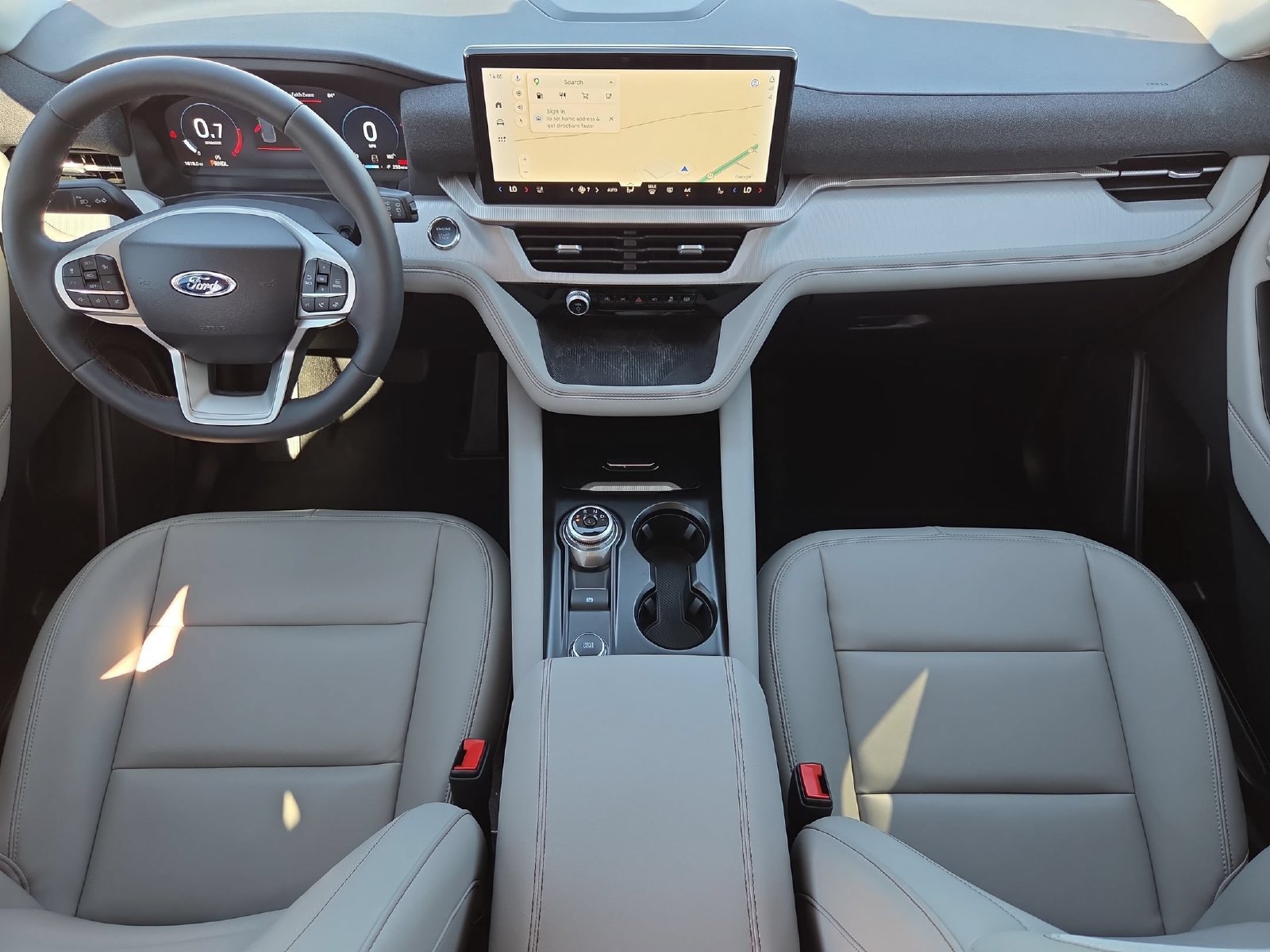 Used 2025 Ford Explorer Active w/ Active Comfort Package RWD image 26