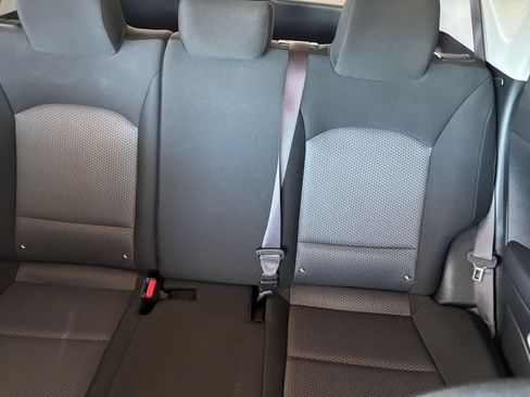 Used 2025 Kia Soul LX w/ LX Technology Package FWD image 37