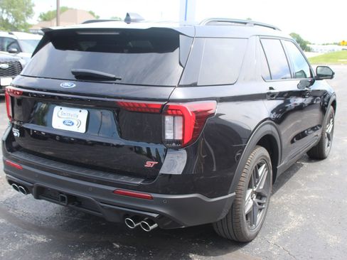 New 2026 Ford Explorer ST w/ Sun And Sound Package AWD/4WD image 7