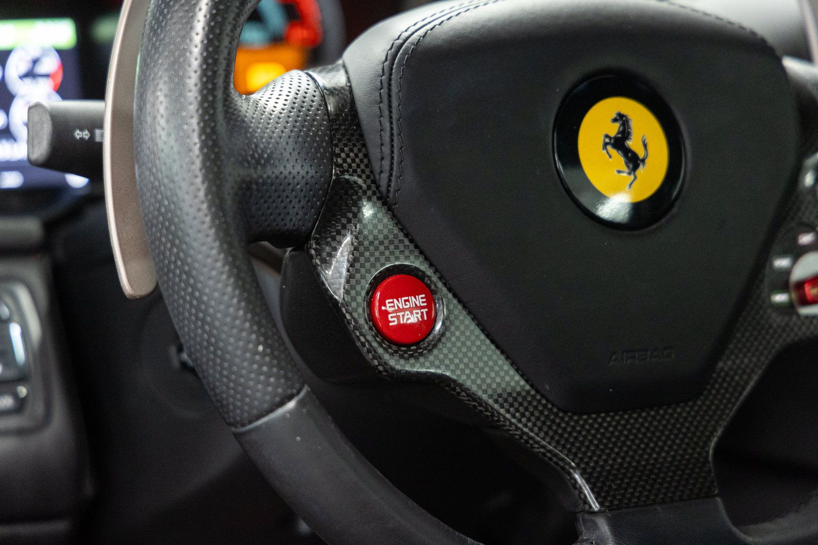 Used 2011 Ferrari California RWD image 33