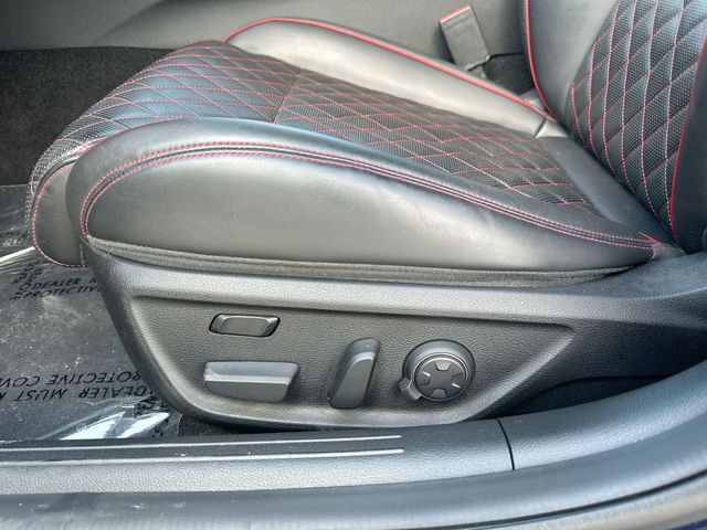 Used 2023 Genesis G70 3.3T w/ Sport Prestige Package AWD/4WD image 39