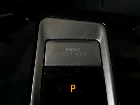 Used 2026 Volkswagen Atlas Cross Sport SE FWD image 26