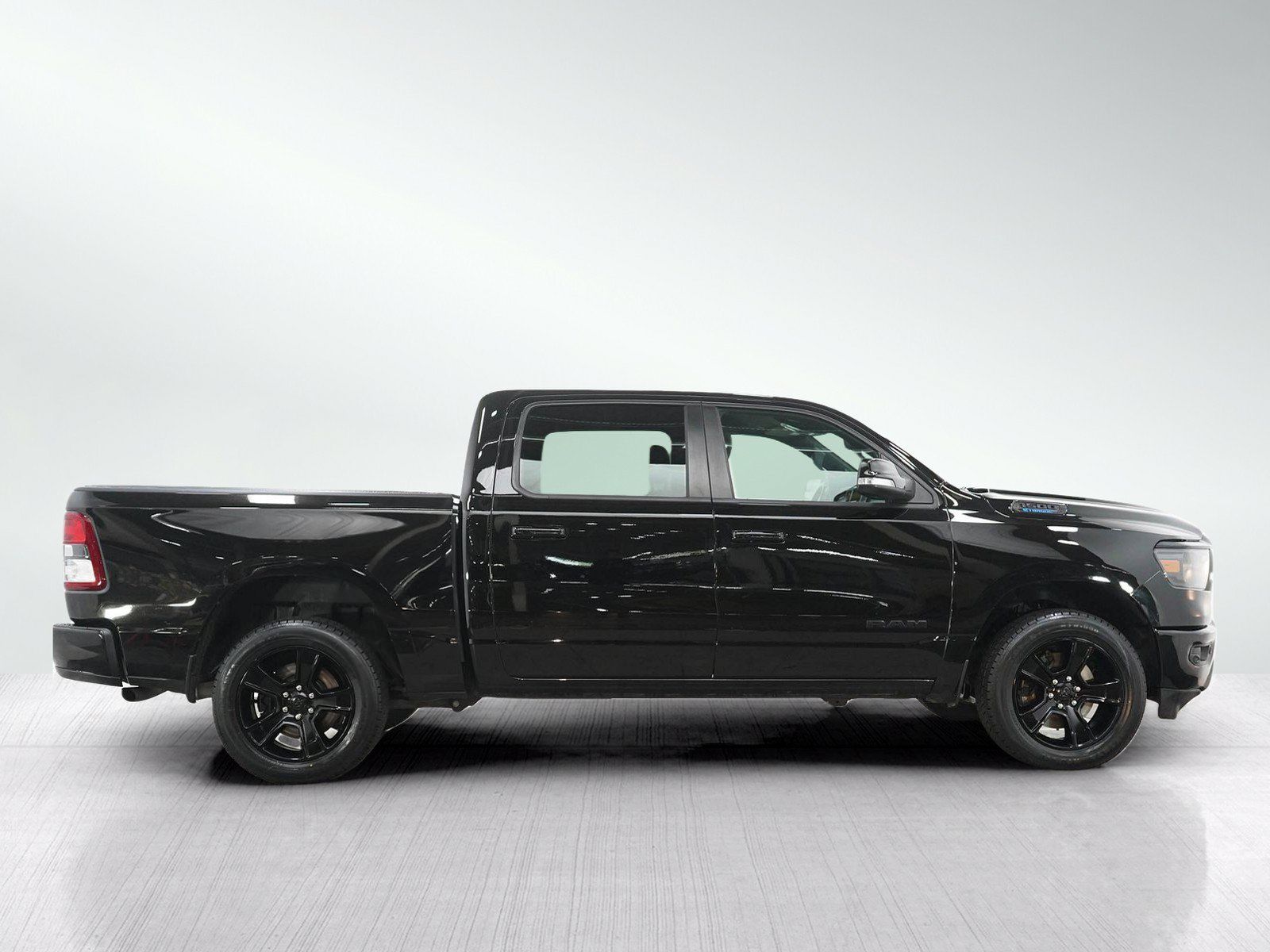 Used 2021 RAM 1500 Big Horn AWD/4WD image 6