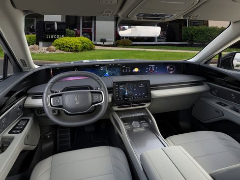 New 2026 Lincoln Nautilus Premier w/ Equipment Group 102A image 9