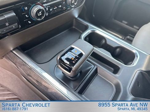 Used 2024 Chevrolet Silverado 1500 LTZ w/ LTZ Convenience Package II AWD/4WD image 25