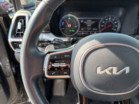 Used 2023 Kia Sorento EX image 21