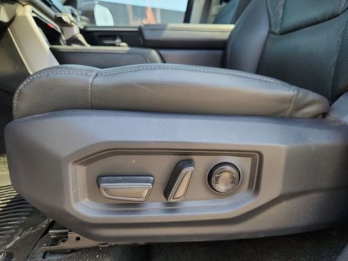 Used 2022 Toyota Tundra Limited image 10