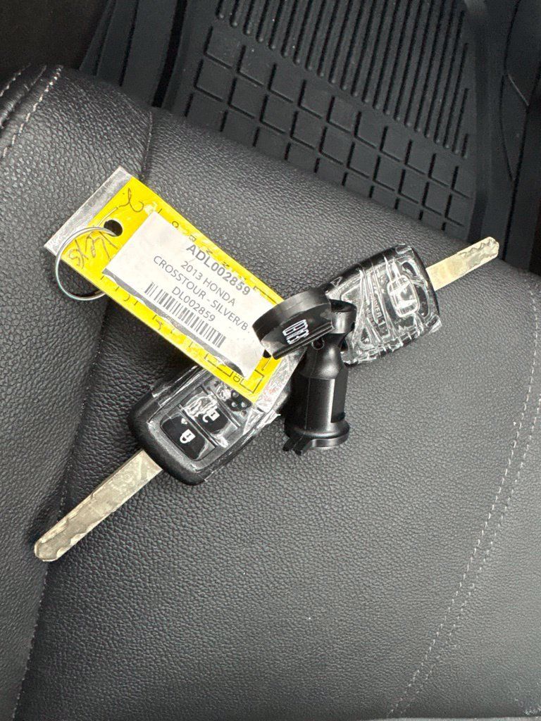 Used 2013 Honda Crosstour EX-L image 34