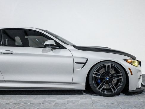 Used 2019 BMW M4 Coupe w/ Competition Package image 3
