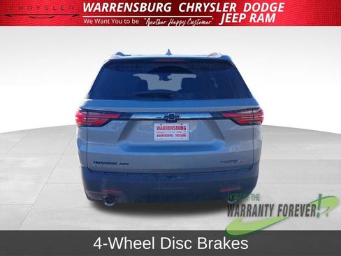 Used 2024 Chevrolet Traverse RS image 6