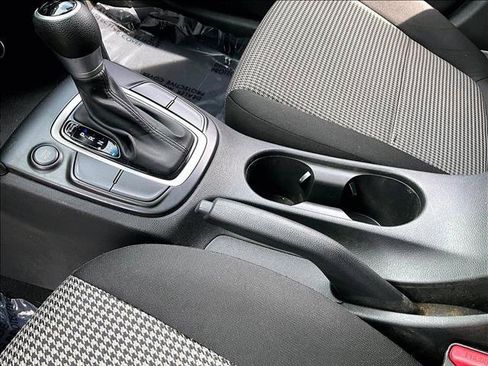 Used 2018 Hyundai Kona SE FWD image 15