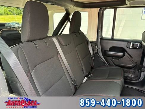 Used 2022 Jeep Wrangler Unlimited Rubicon image 34