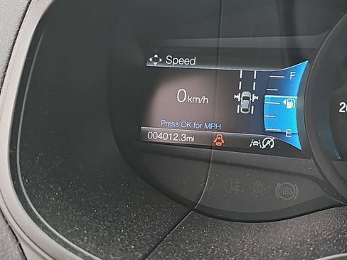 Used 2024 Ford Edge SE w/ Black Appearance Package image 18