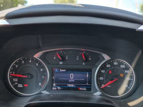 Used 2019 Chevrolet Blazer LT FWD image 13