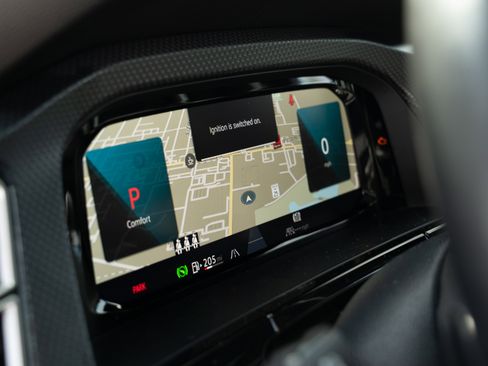 Used 2024 Volkswagen Atlas Cross Sport SEL R-Line AWD/4WD image 13