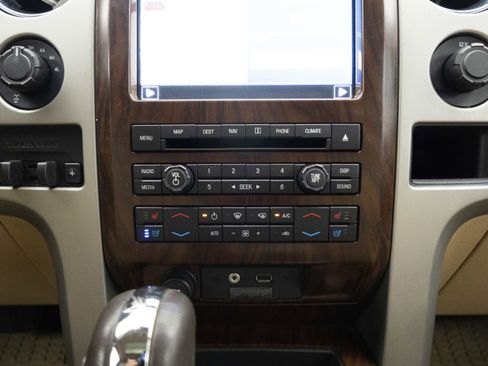 Used 2012 Ford F150 Lariat w/ Lariat Chrome Pkg AWD/4WD image 23