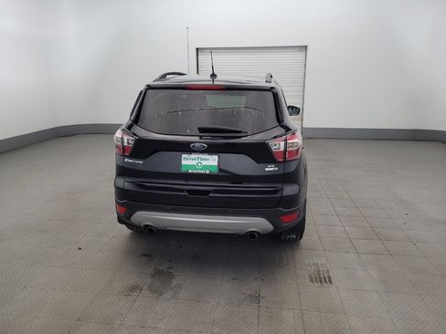Used 2017 Ford Escape SE w/ Equipment Group 201A AWD/4WD image 7