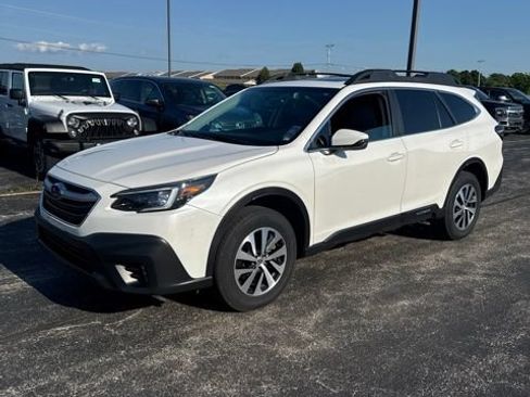 Used 2020 Subaru Outback Premium w/ Popular Package #1 AWD/4WD image 4