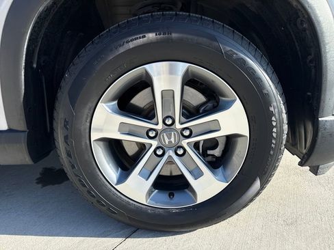 Used 2023 Honda Pilot EX-L image 11