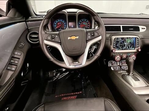 Used 2015 Chevrolet Camaro SS RWD image 6