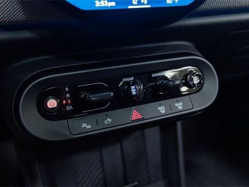 Certified 2025 MINI Cooper 2-Door Hardtop image 19