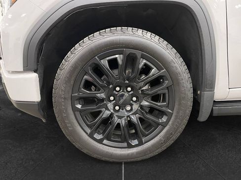 Used 2025 GMC Sierra 1500 Denali Ultimate AWD/4WD image 14