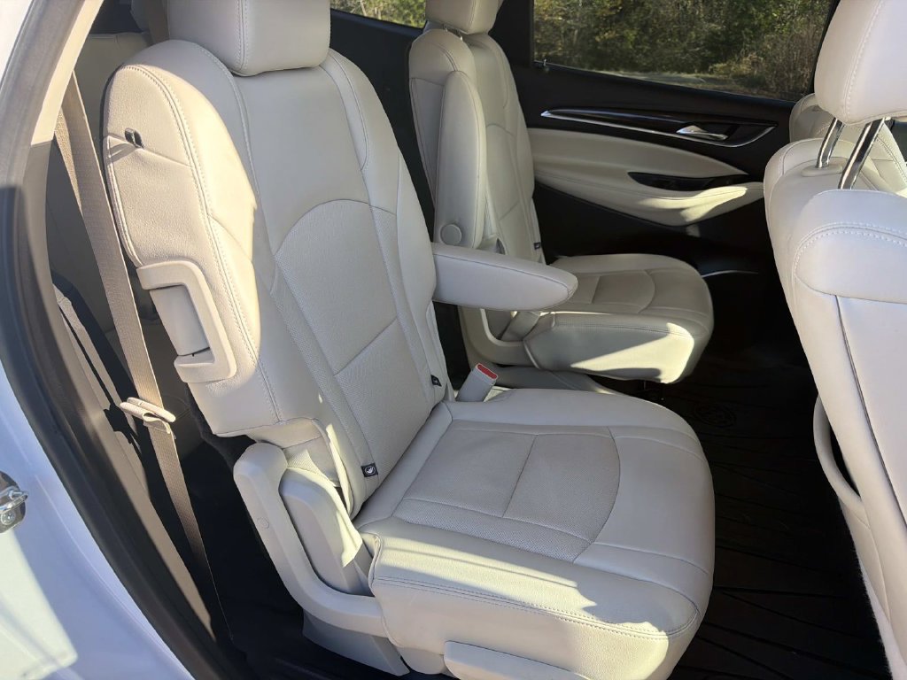 Used 2024 Buick Enclave Premium FWD image 24