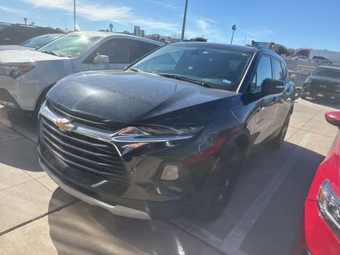 Used 2021 Chevrolet Blazer LT image 1