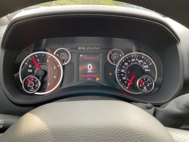 New 2026 RAM 2500 Tradesman AWD/4WD image 21