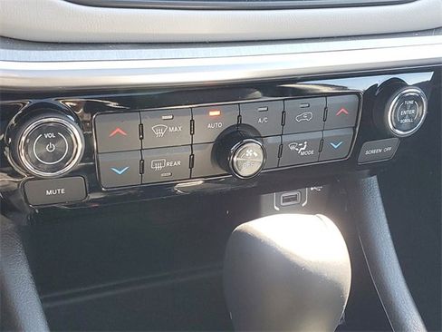 New 2026 Jeep Compass Limited w/ Sun, Sound & Navigation Group image 28