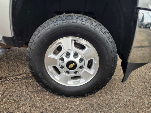 Used 2018 Chevrolet Silverado 2500 LT w/ All Star Edition AWD/4WD image 11