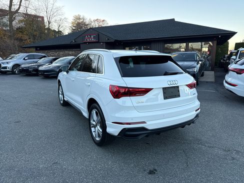 Used 2022 Audi Q3 2.0T Premium w/ Convenience Package image 11