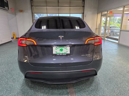 Used 2021 Tesla Model Y Long Range AWD/4WD image 8