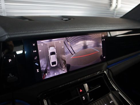 Used 2025 Porsche Panamera 4 AWD/4WD image 19