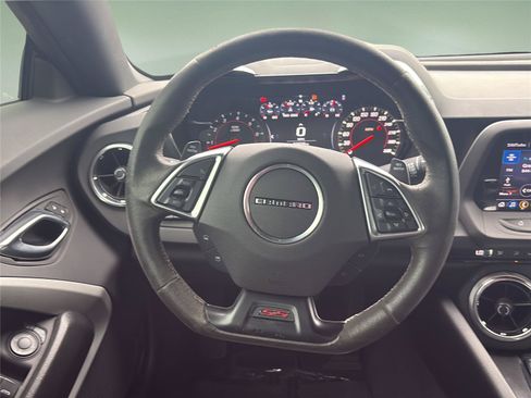 Used 2020 Chevrolet Camaro SS RWD image 11
