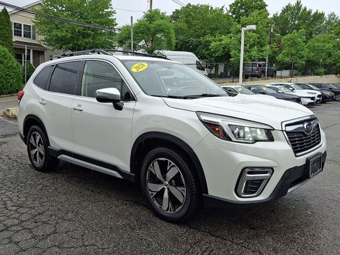 Used 2020 Subaru Forester Touring AWD/4WD image 3