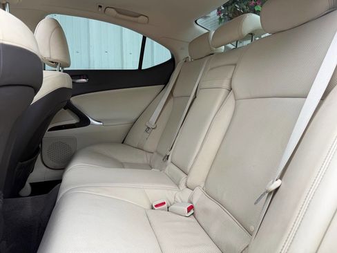 Used 2010 Lexus IS 250 image 27